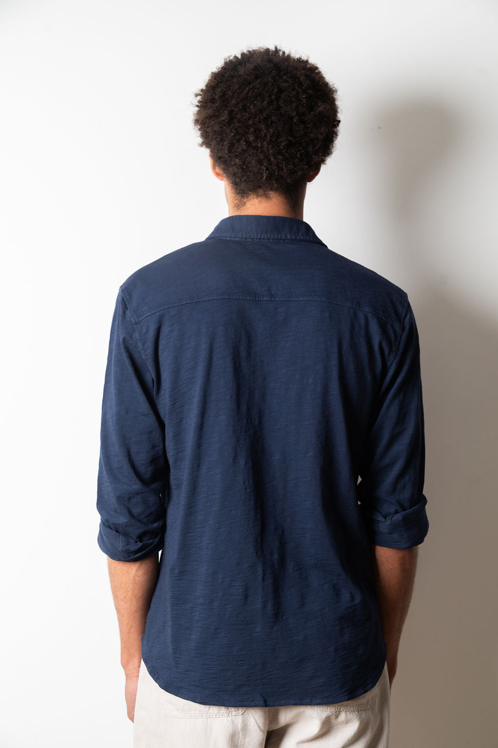 
                  
                    MIKE BUTTON UP | Dark Indigo
                  
                