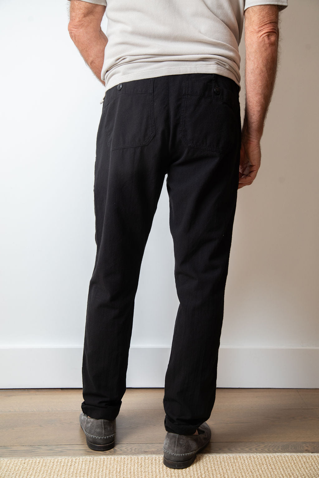 
                  
                    HENRY PANT | Black
                  
                