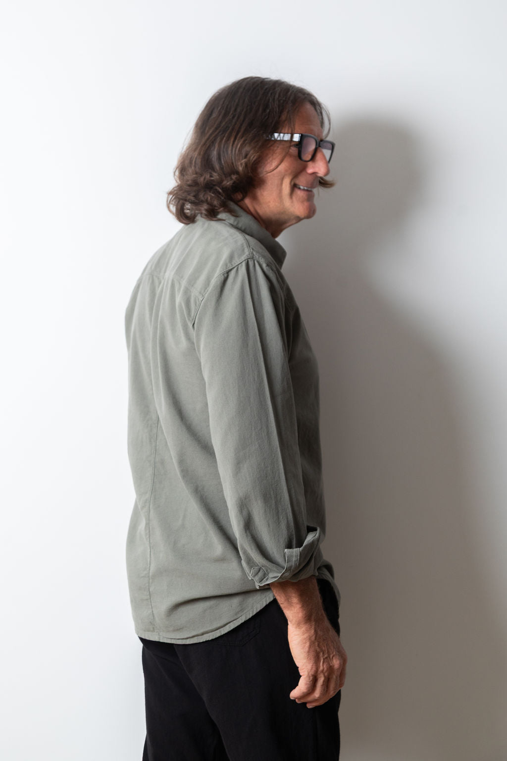 
                  
                    BILL BUTTON DOWN | Olive
                  
                