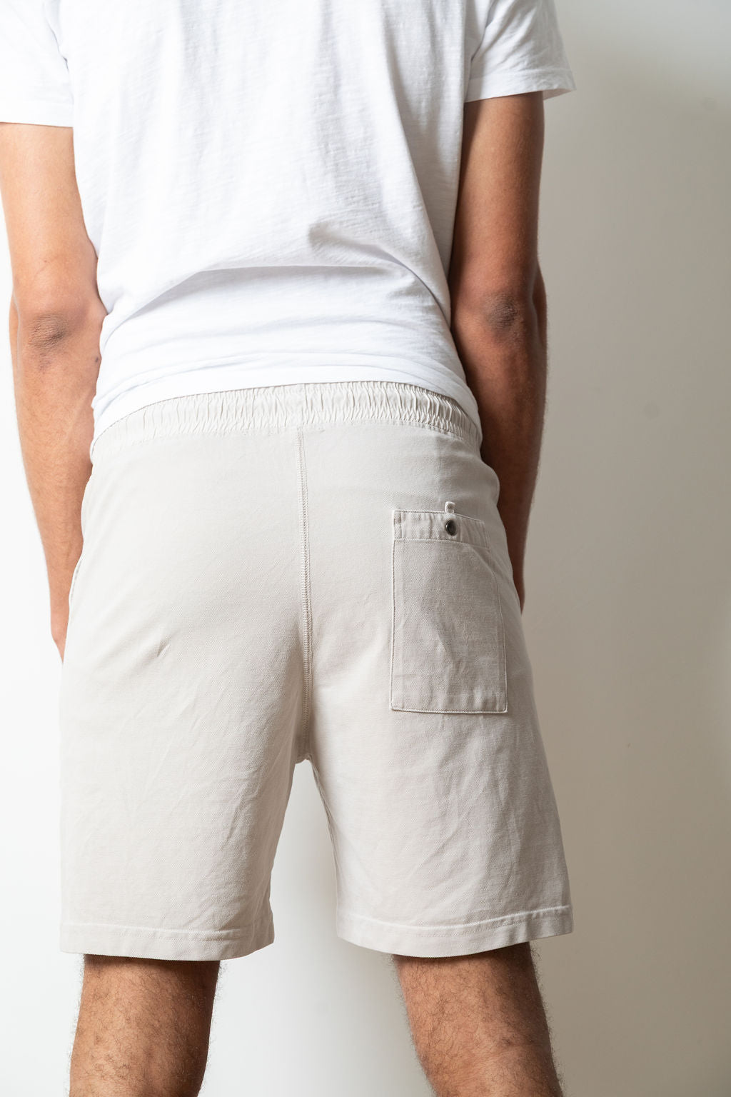 
                  
                    WASHY PIQUE SHORTS | Sand
                  
                