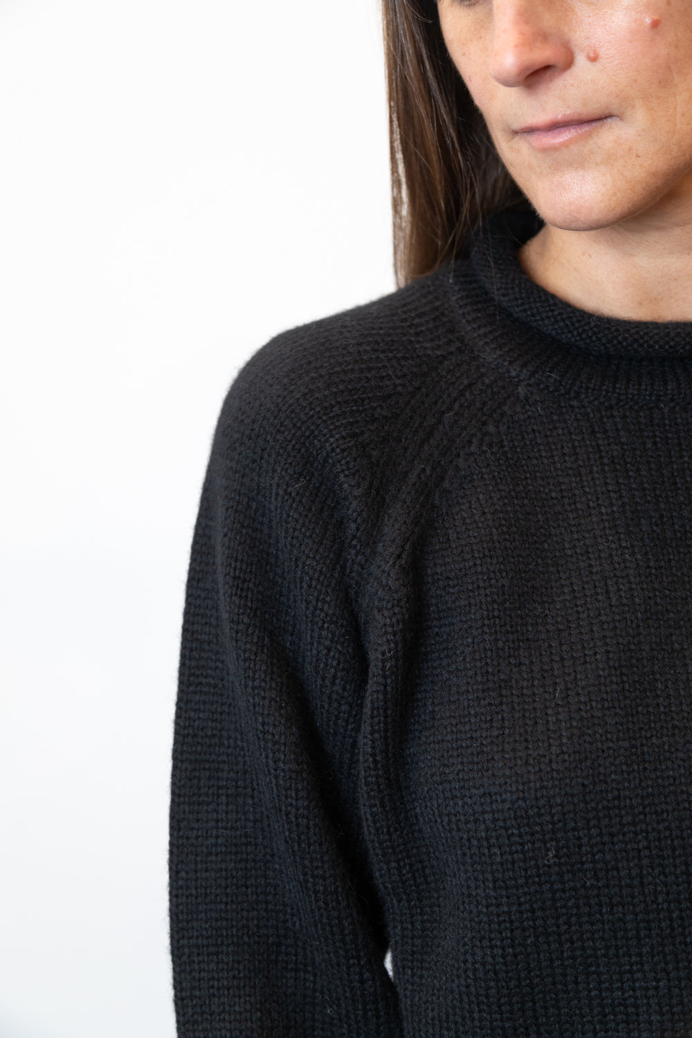 Kari Roll Neck Sweater | Black