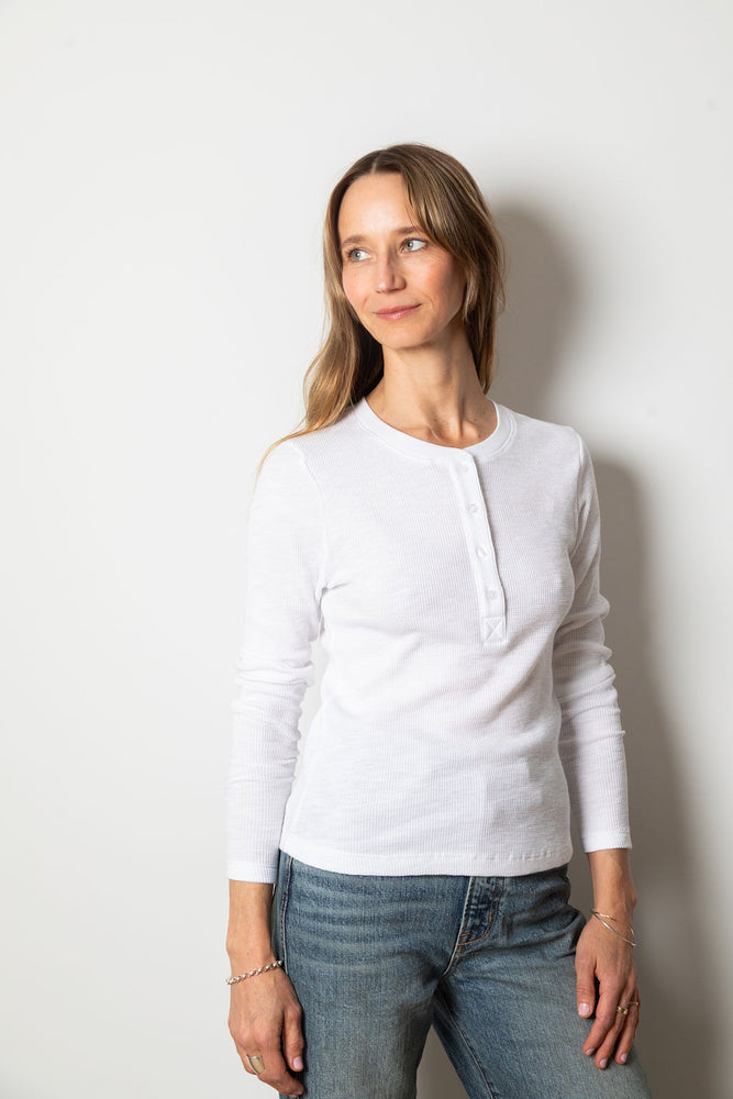 
                  
                    Nicole Henley | White
                  
                