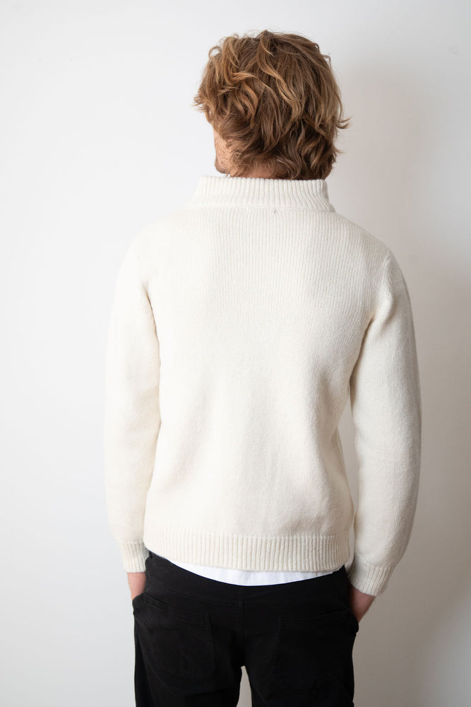 
                  
                    JAMES QUARTER BUTTON | Ivory Alpaca
                  
                