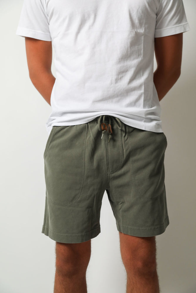 
                  
                    WASHY PIQUE SHORTS | Olive
                  
                