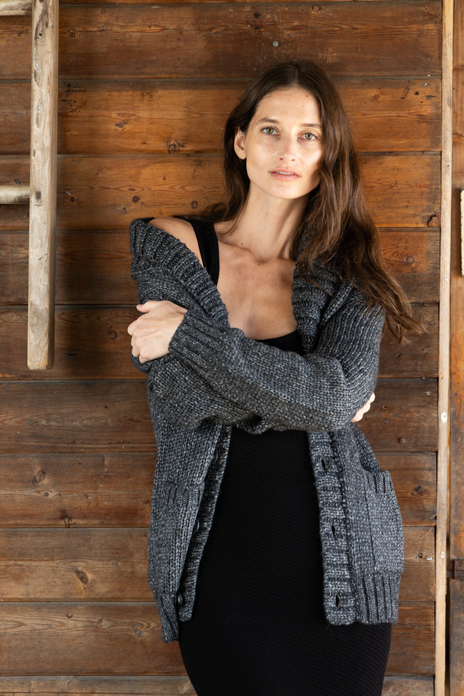 
                  
                    Ian Cardigan Ladies | Charcoal
                  
                