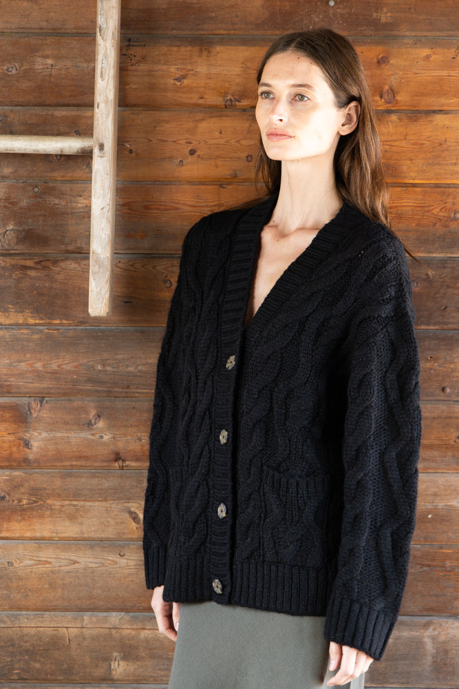 
                  
                    Liz Cable Knit Cardigan I Black
                  
                