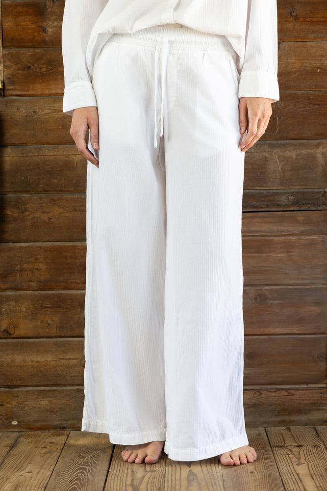 
                  
                    Skinner Wide Leg Pants | White
                  
                
