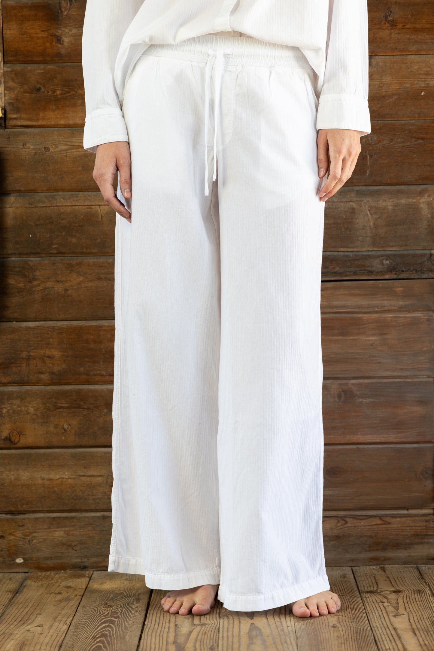 
                  
                    Skinner Wide Leg Pants | White
                  
                