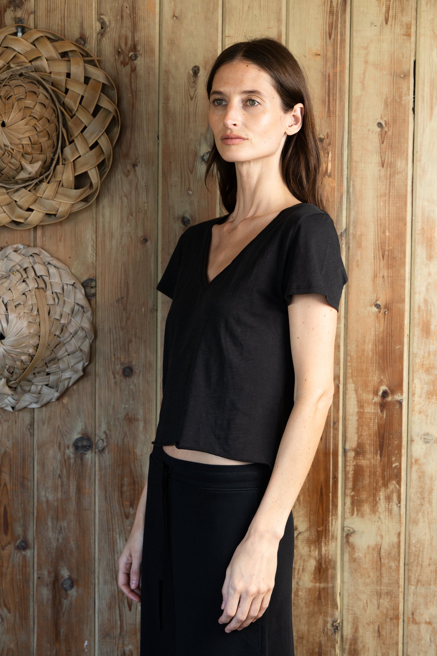 
                  
                    MARIE V-NECK
                  
                