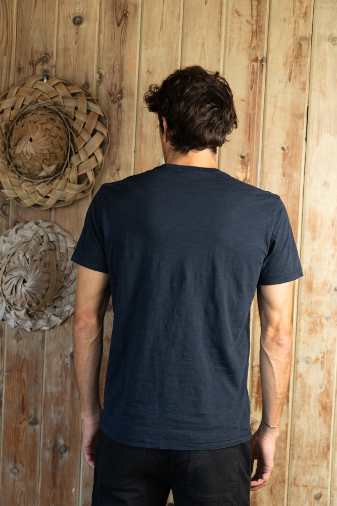 
                  
                    Quinn Crew Neck I Navy
                  
                