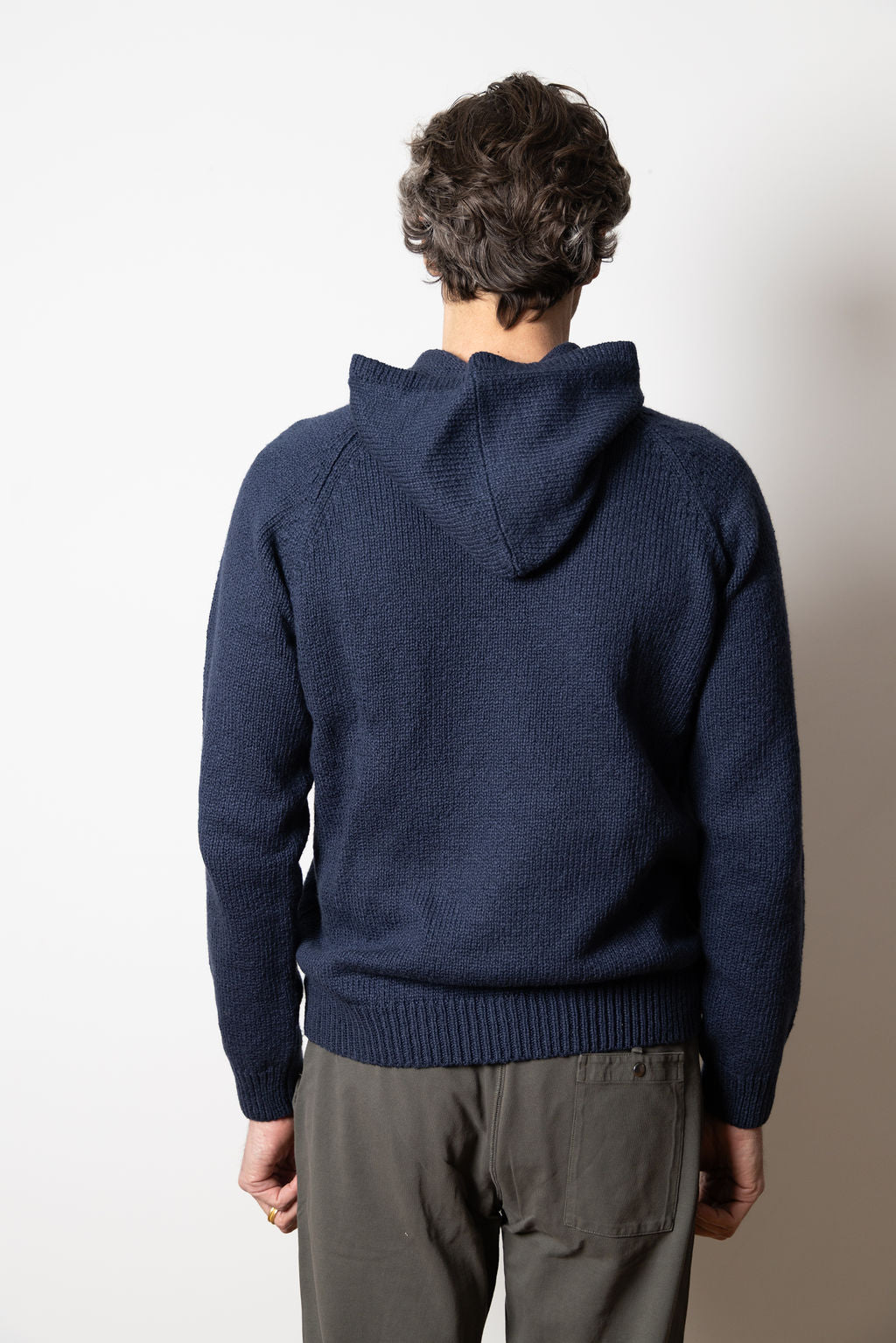 
                  
                    JOB HOODIE I Navy
                  
                