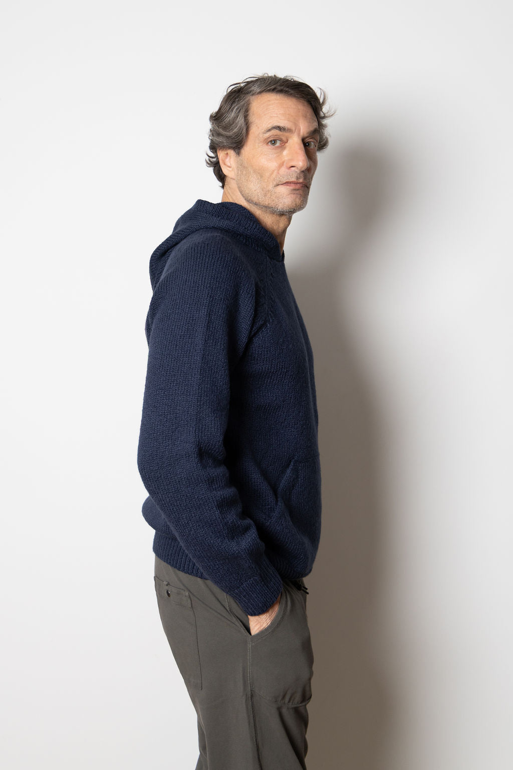 
                  
                    JOB HOODIE I Navy
                  
                