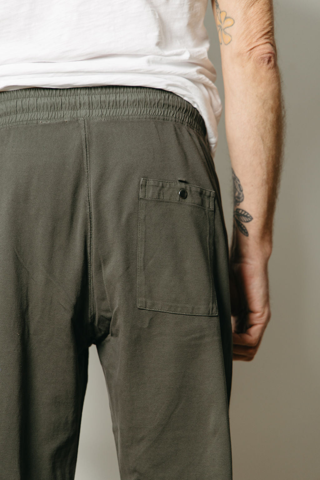 
                  
                    WASHY PIQUE PANT | Kelp
                  
                