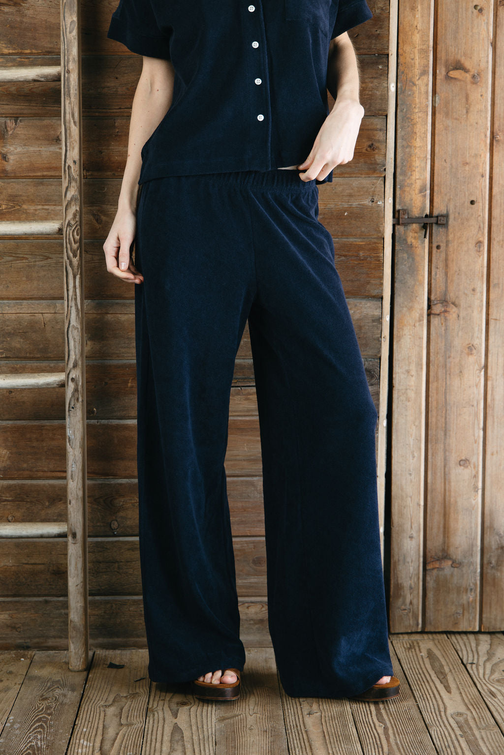 
                  
                    Shari Pant I Navy
                  
                
