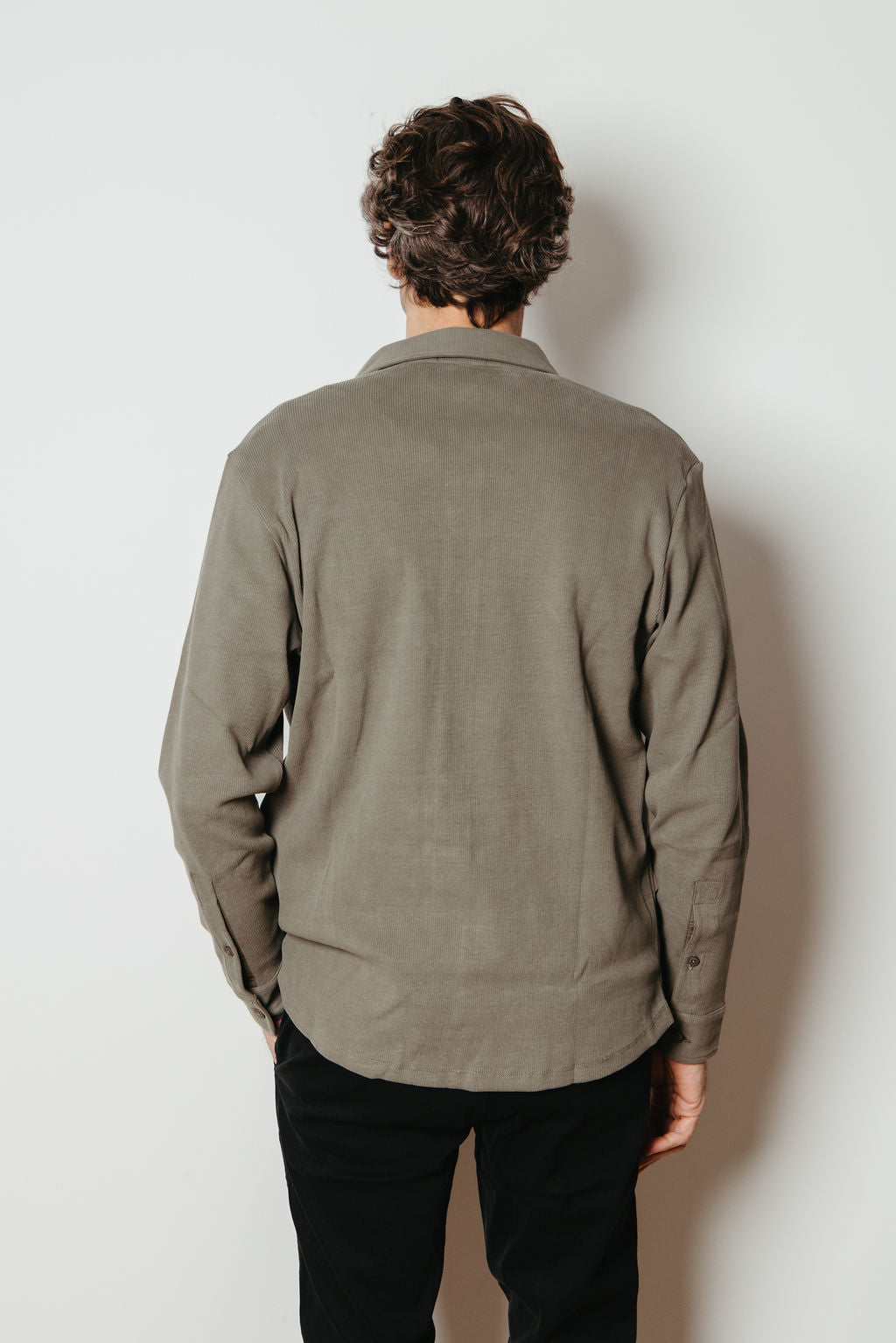
                  
                    HOLDEN | Olive
                  
                