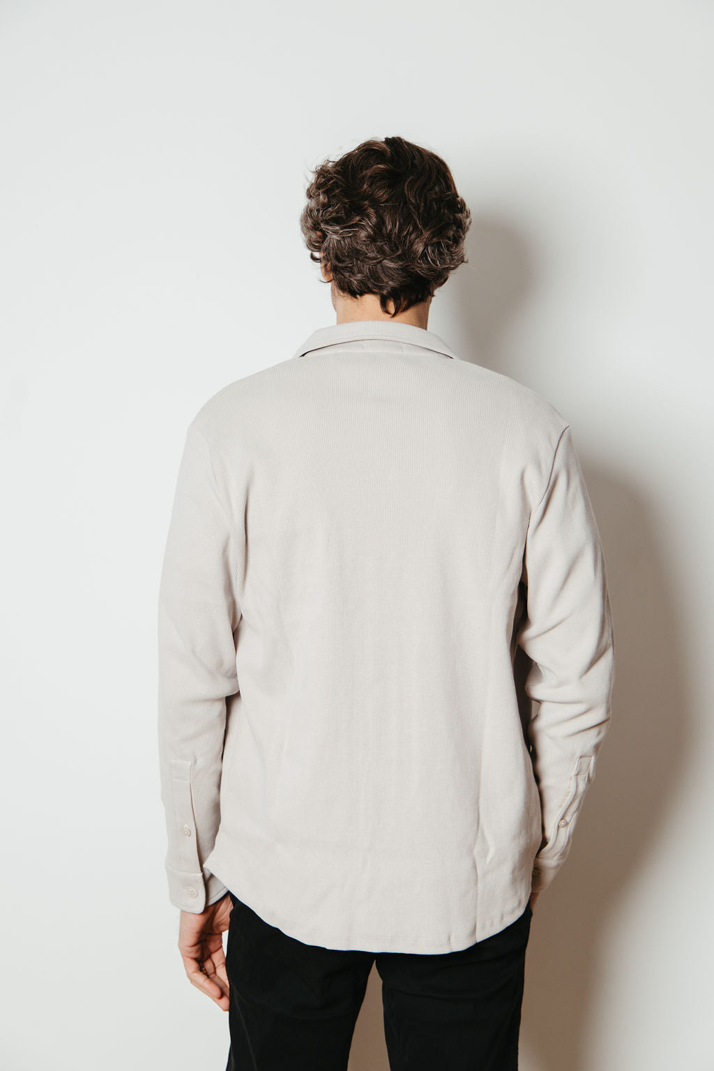 
                  
                    HOLDEN | Sand
                  
                