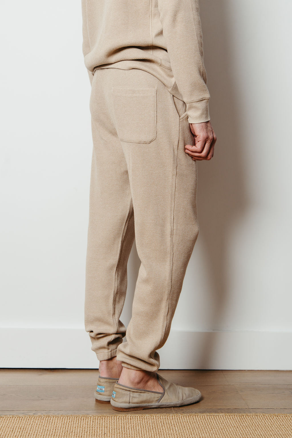 
                  
                    Connor Jogger | Dune
                  
                