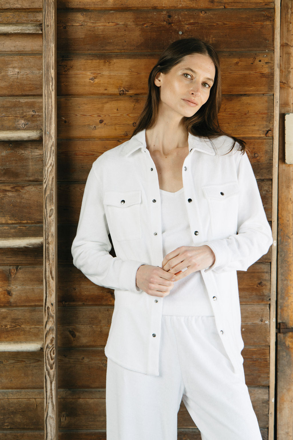 
                  
                    MARTIN OVERSHIRT | White
                  
                