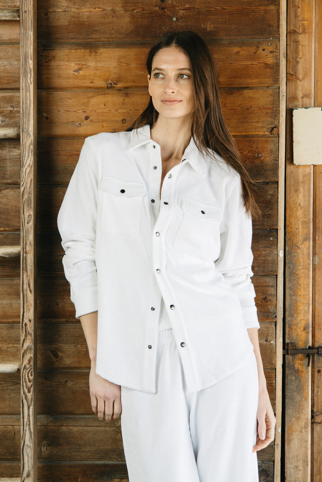 
                  
                    MARTIN OVERSHIRT | White
                  
                
