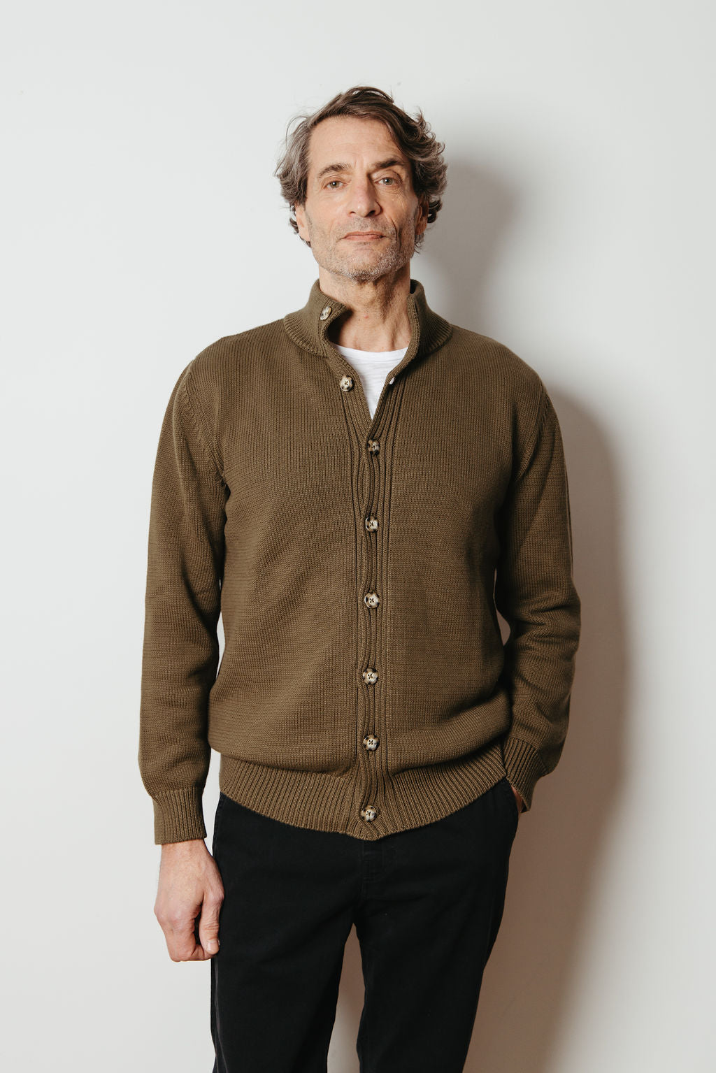 
                  
                    EMMETT CARDIGAN | Olive
                  
                
