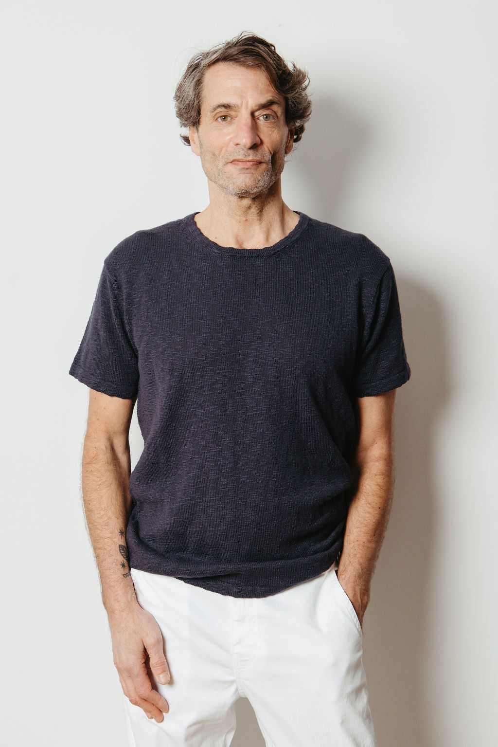
                  
                    Gus T-Shirt I Navy
                  
                