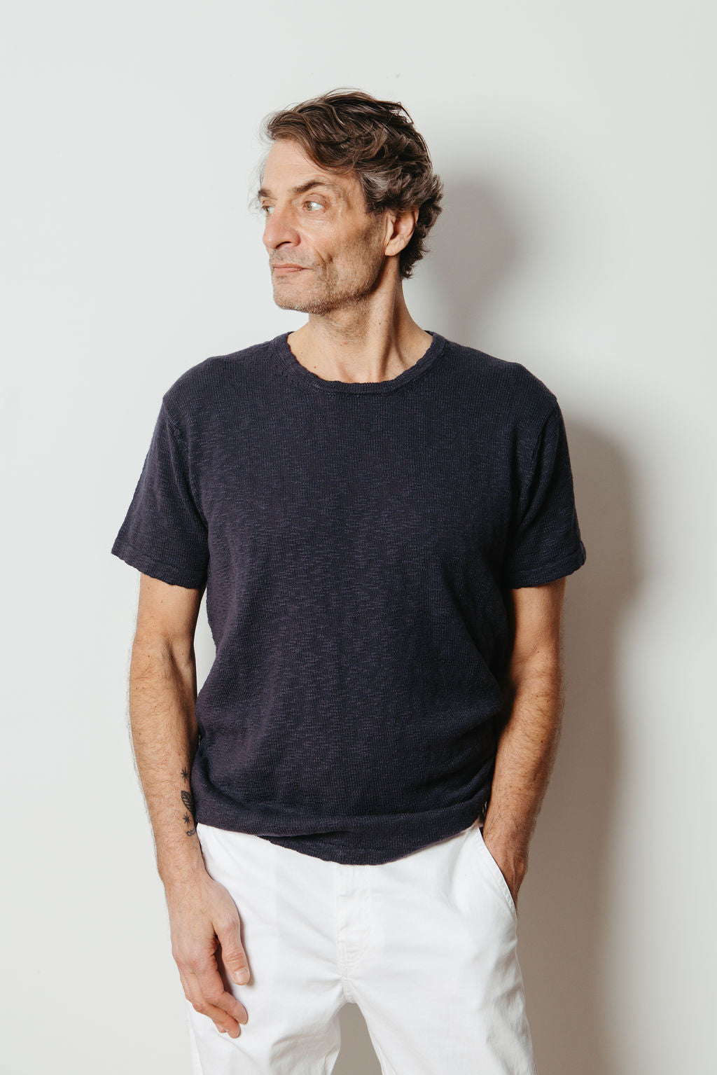 
                  
                    Gus T-Shirt I Navy
                  
                