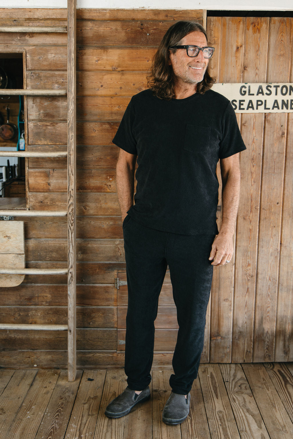 
                  
                    HUGO T-SHIRT I Black
                  
                
