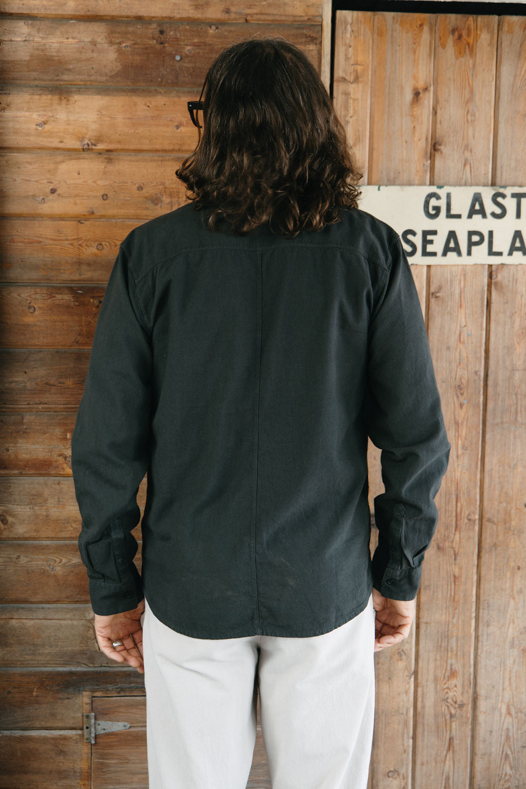 
                  
                    BILL BUTTON UP | Anthracite
                  
                