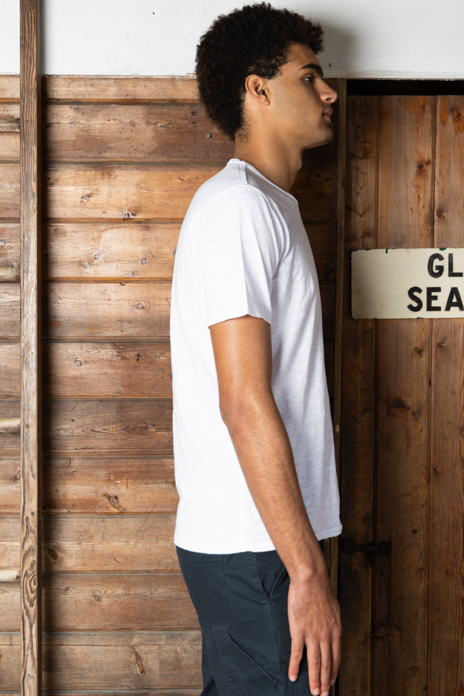 
                  
                    DOUG T-SHIRT I White
                  
                