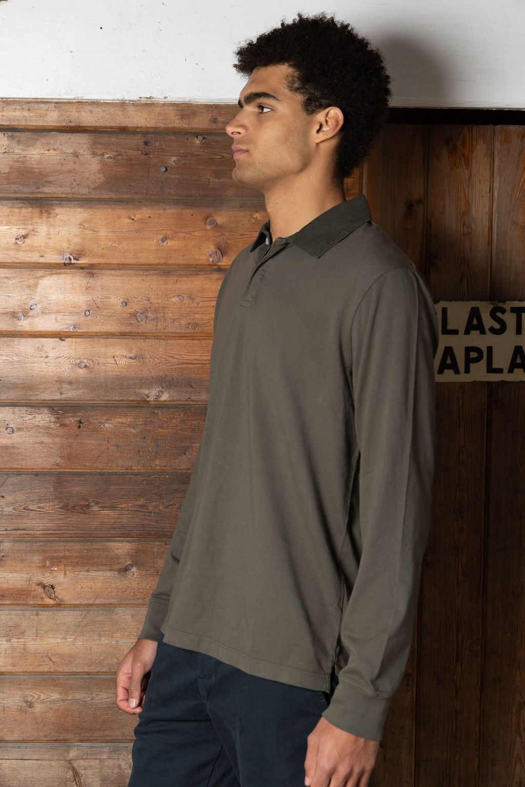 
                  
                    JOHNNY RUGBY SHIRT | Kelp
                  
                