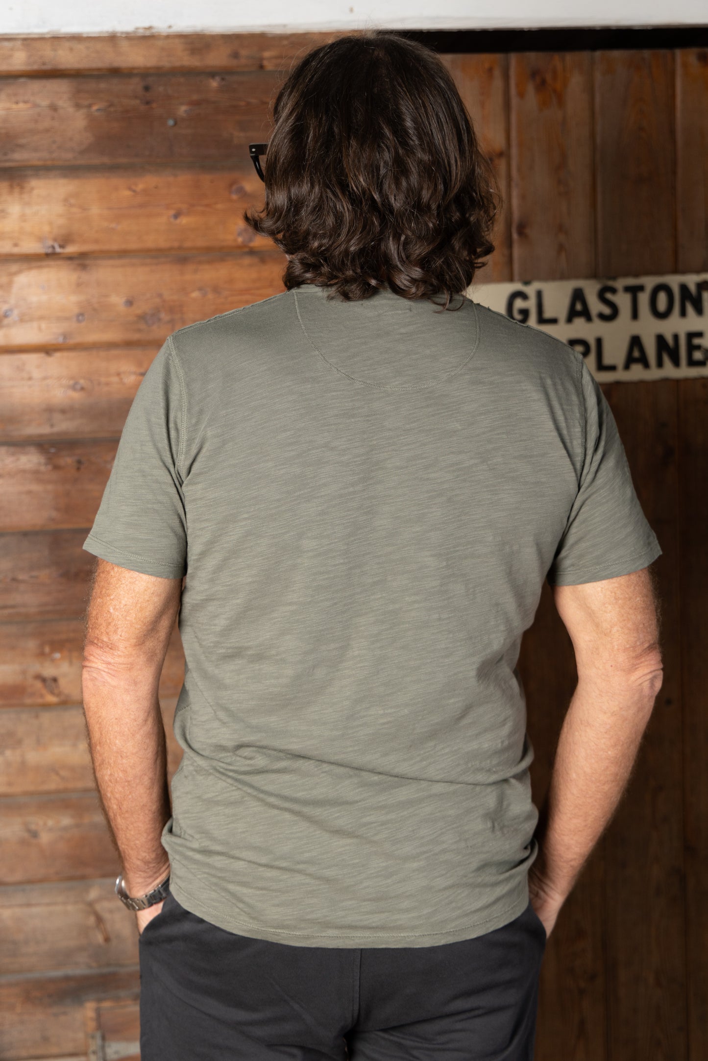 
                  
                    DOUG T-SHIRT I Olive
                  
                