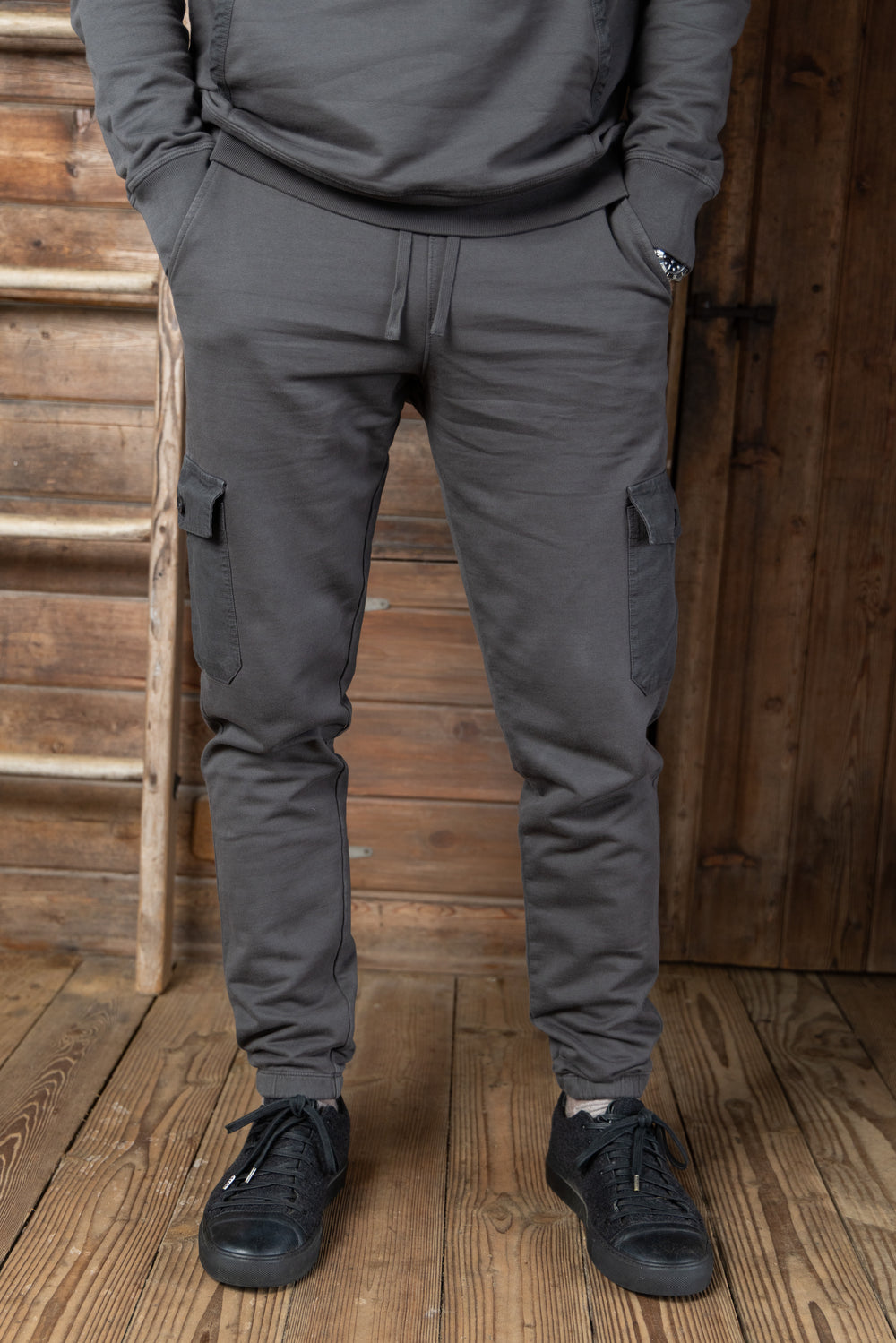 CARTER JOGGER | Cement