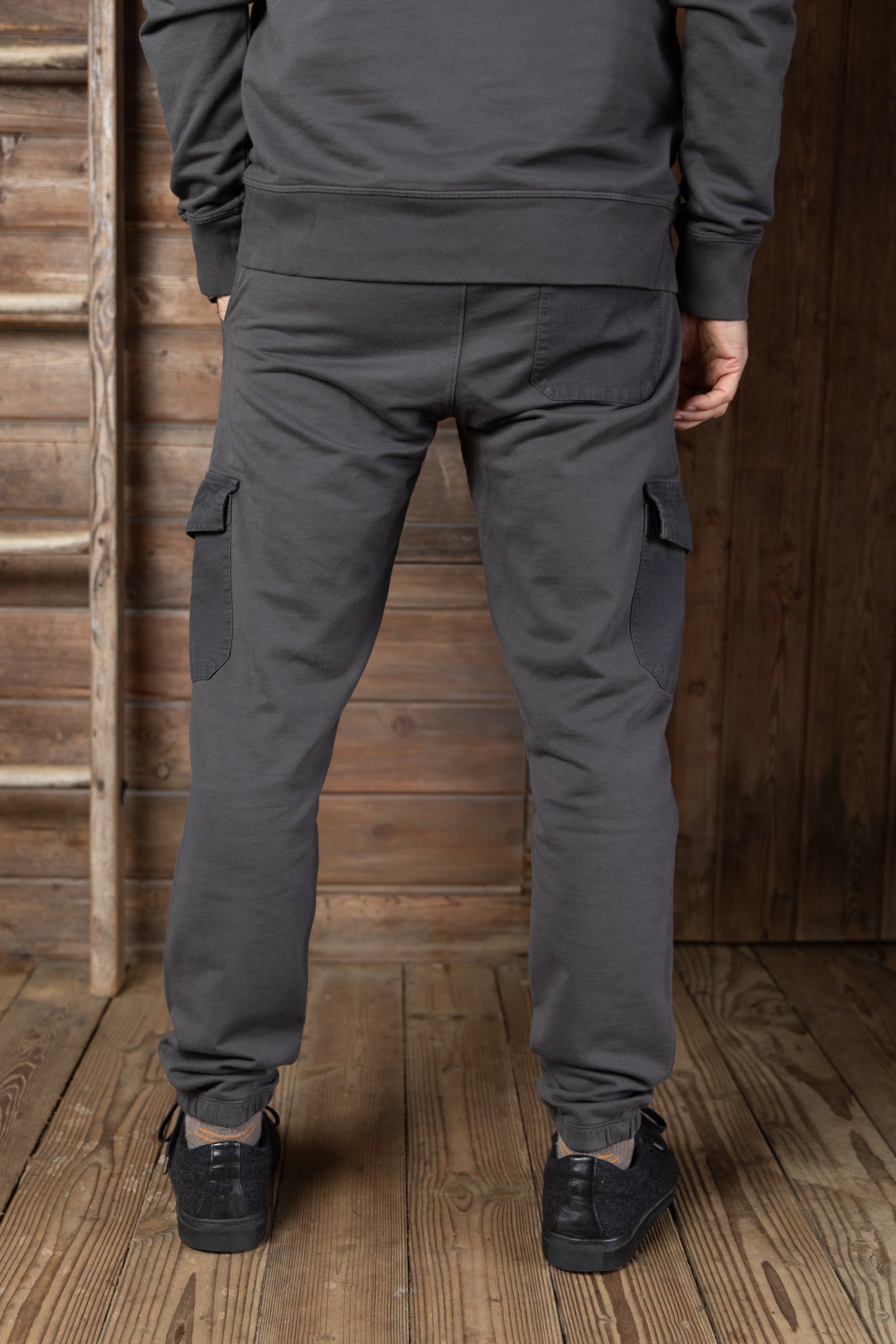 
                  
                    CARTER JOGGER | Cement
                  
                