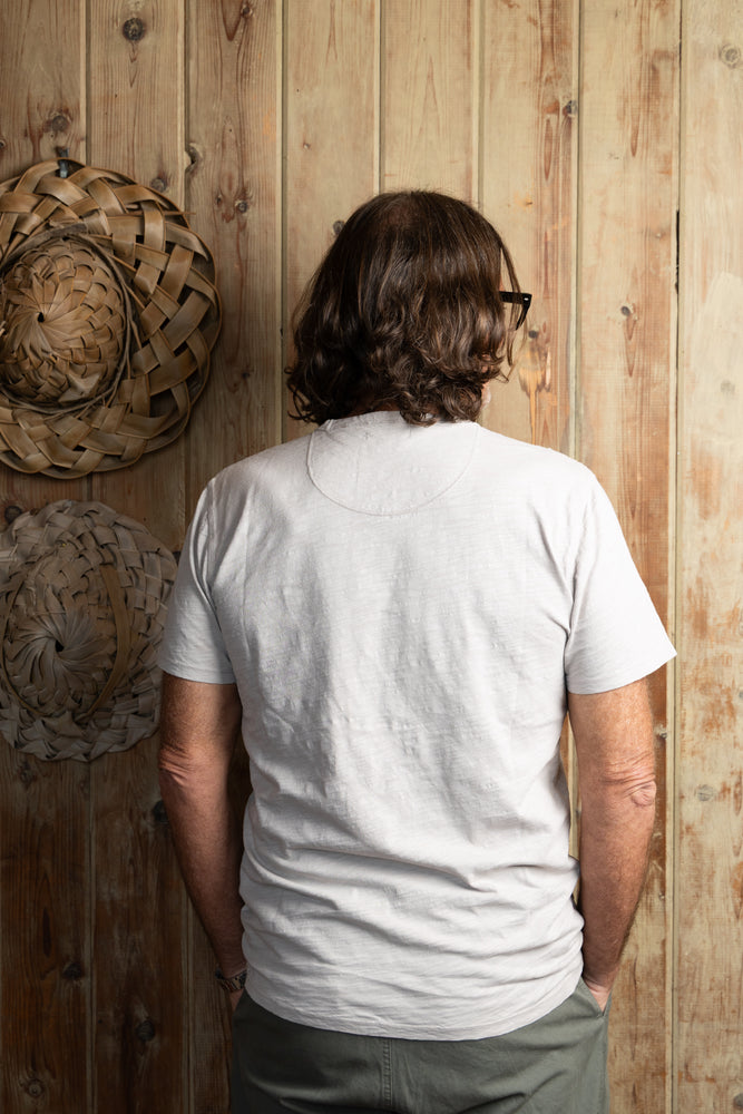 
                  
                    GIANPAOLO V-NECK TEE | Sand
                  
                