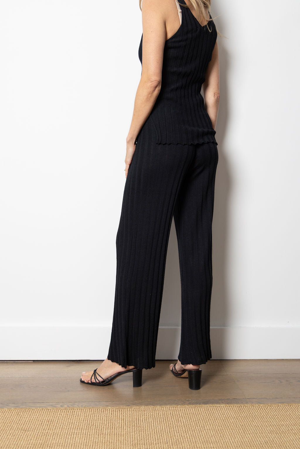 
                  
                    Cornelia Pant | Black
                  
                