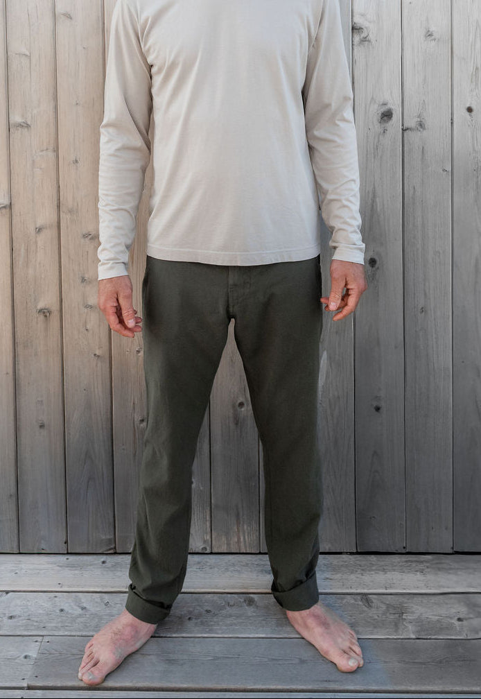 
                  
                    HENRY PANT | Kelp
                  
                