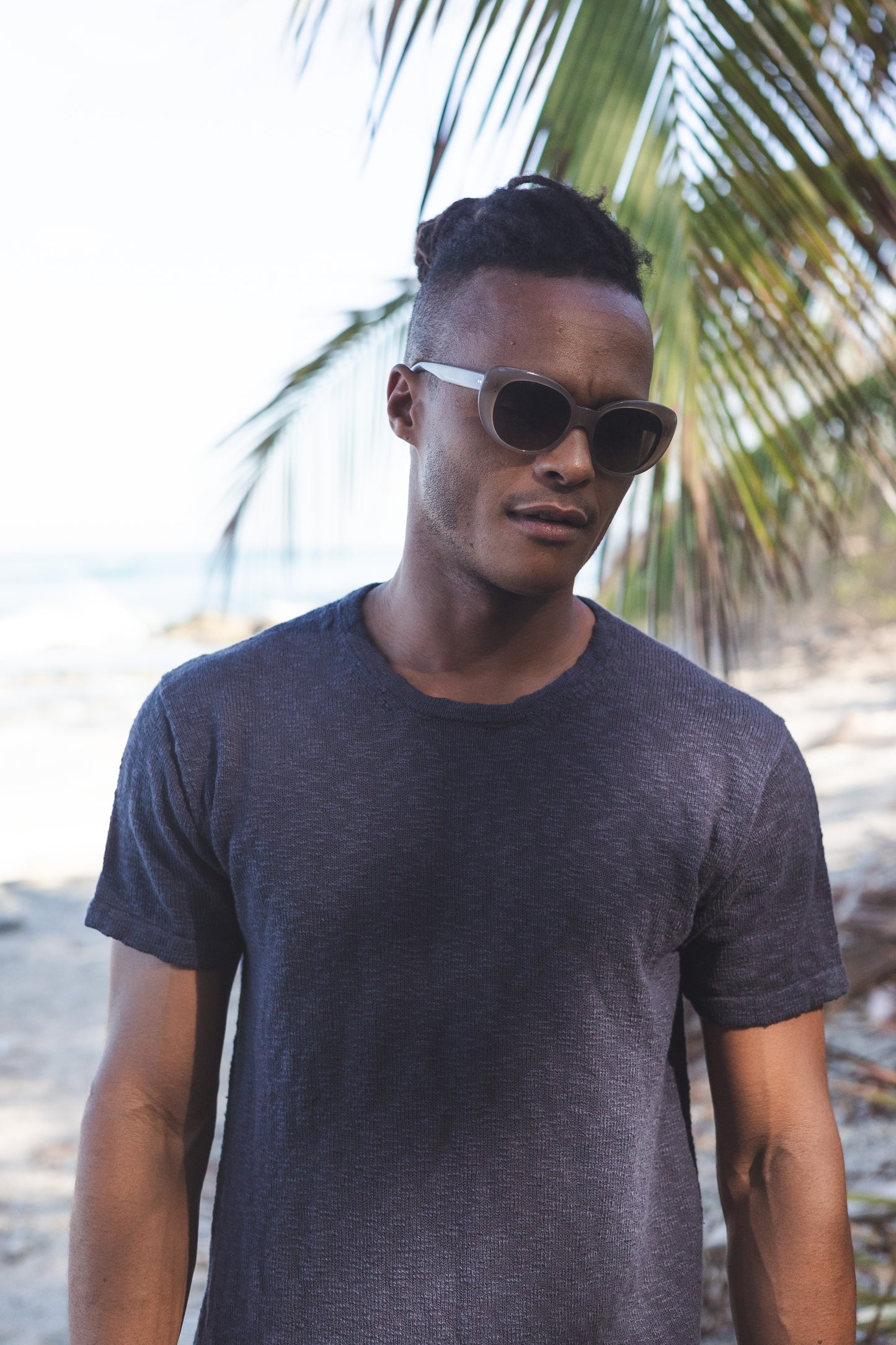 
                  
                    Gus T-Shirt I Navy
                  
                